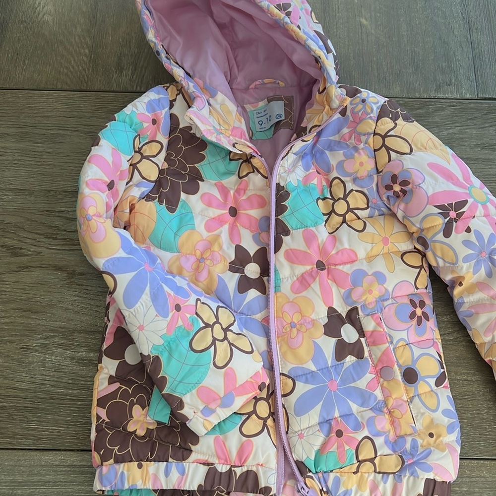 Girls puffer flower jacket size 9/10